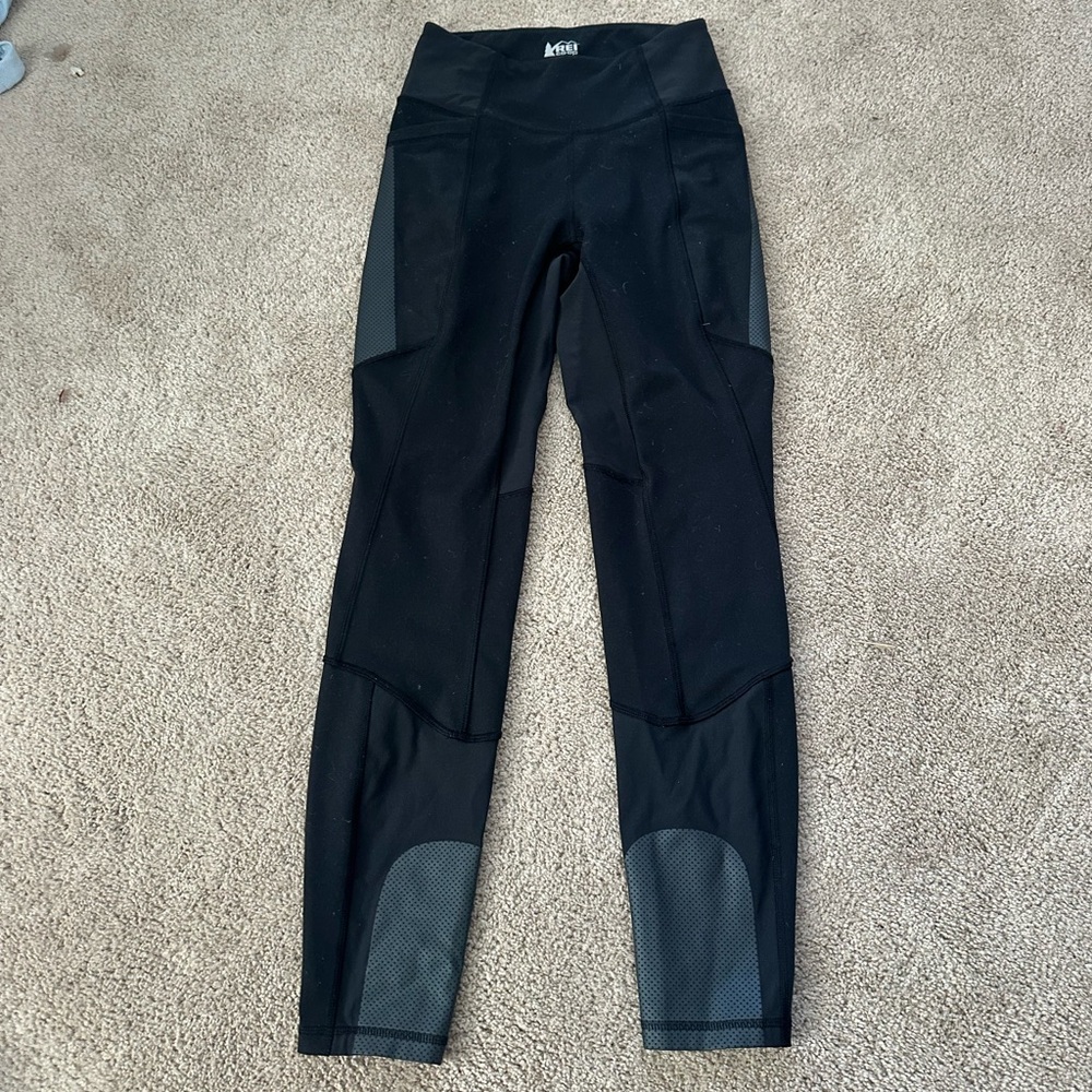 REI hiking leggings black XS